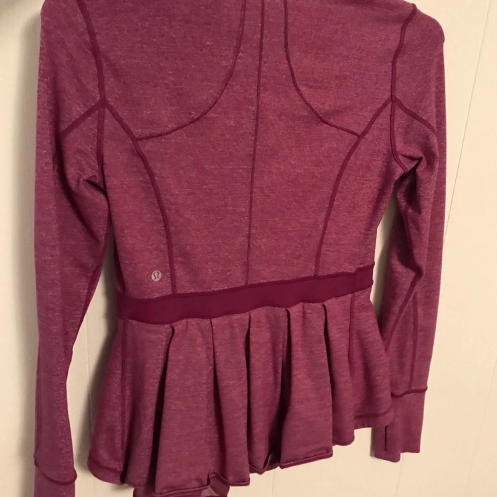 RARE** Lululemon Athletic Jacket - Picture 5 of 5